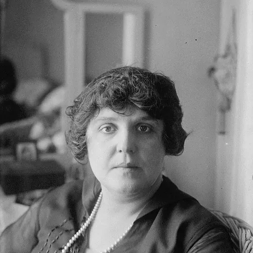 Portrait of Elsie Baker