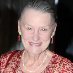 Portrait of Maggie Dence