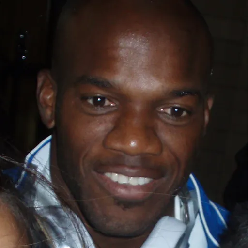 Portrait of David Suazo