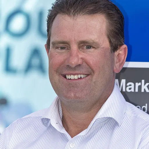 Portrait of Mark Taylor