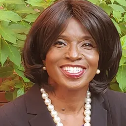 Portrait of Linda Cooper-Suggs