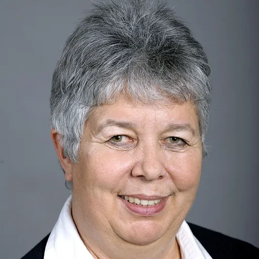 Portrait of Doris Stump