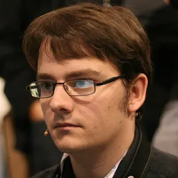 Portrait of Simon Willison