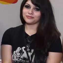 Portrait of Lauren Landa