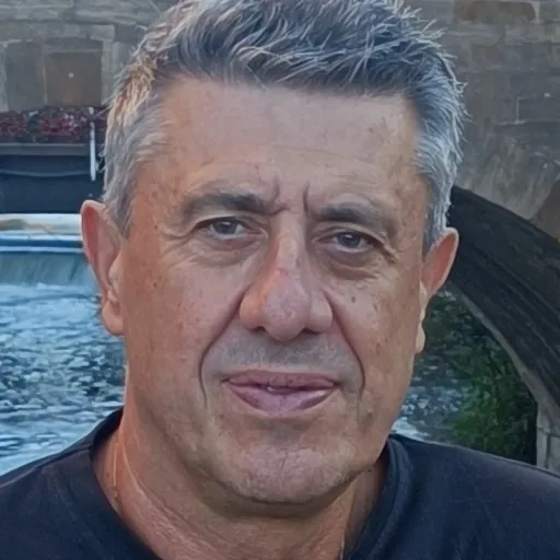 Portrait of Giorgos Karagiannidis
