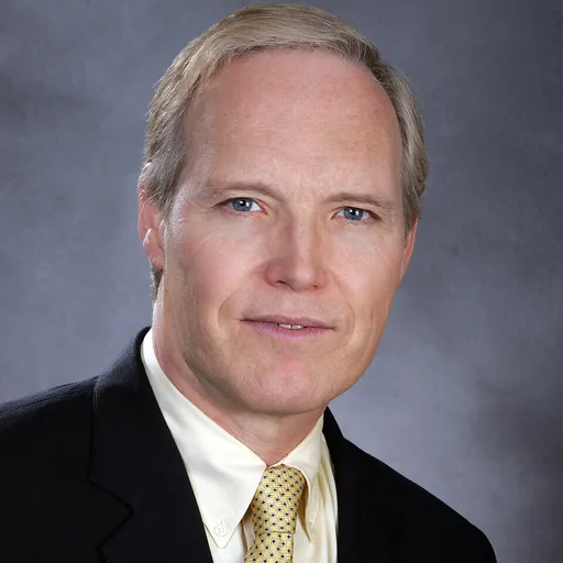 Portrait of Patrick Reynolds
