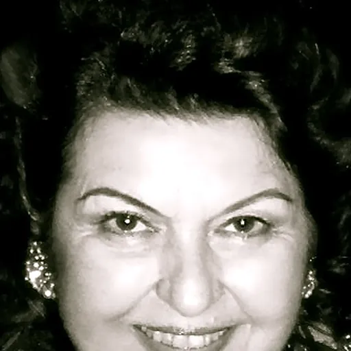 Portrait of Helen Donath