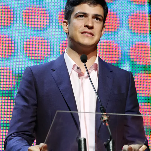 Portrait of Mateus Solano
