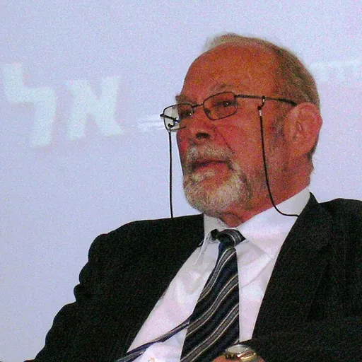 Portrait of Shlomo Giora Shoham