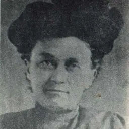 Portrait of Bettie Freshwater Pool