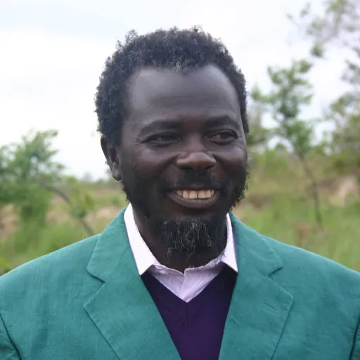 Portrait of Frédéric Bintsamou