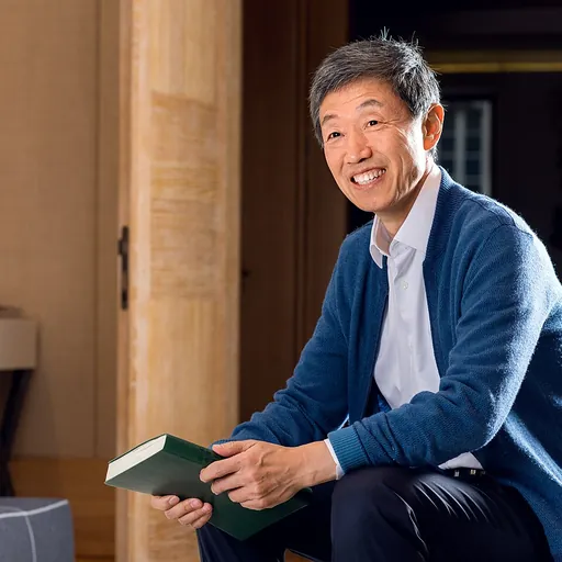Portrait of Weijian Shan