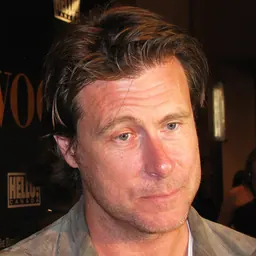 Portrait of Dean McDermott