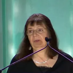 Portrait of Fiona Ross