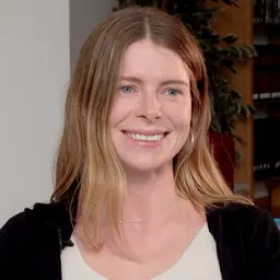 Portrait of Emma Cline