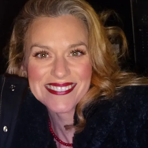 Portrait of Hilarie Burton