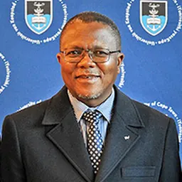 Portrait of Sakhela Buhlungu
