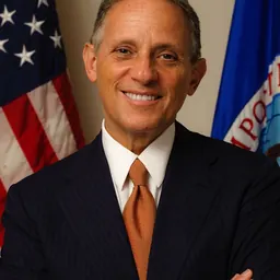 Portrait of Fred Hochberg