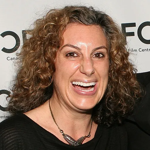 Portrait of Kirsten Smith