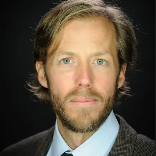 Portrait of Douglas McCauley