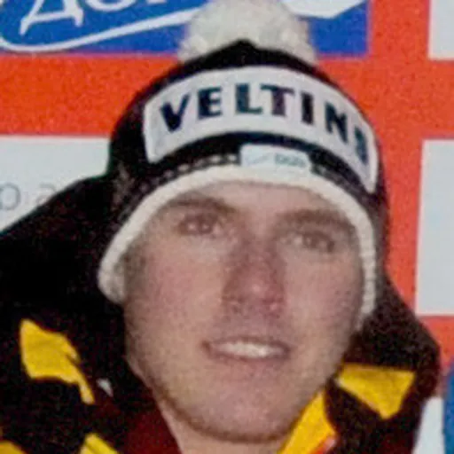 Portrait of Jannis Bäcker