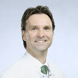 Portrait of Frank Hölzle