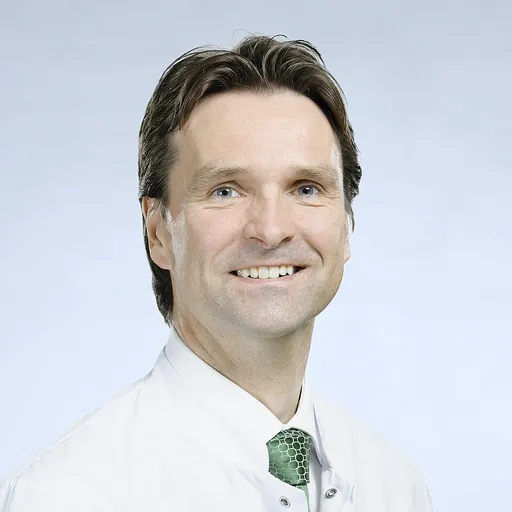 Portrait of Frank Hölzle