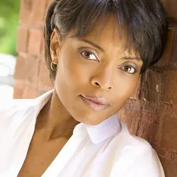 Portrait of Maria Howell