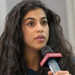 Portrait of Mona Chalabi