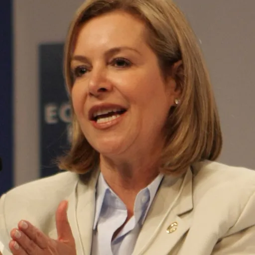 Portrait of Noemí Sanín