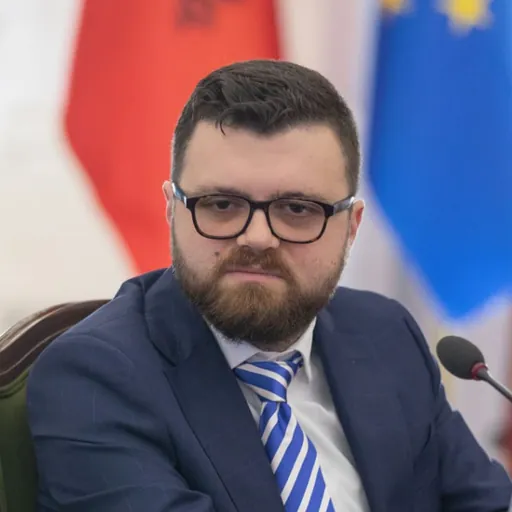 Portrait of Tedi Dobi