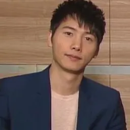 Portrait of Lee Sang-woo