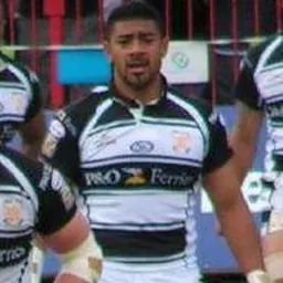 Portrait of Willie Manu