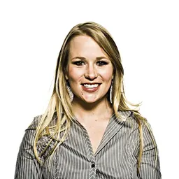 Portrait of Leslie Bradshaw