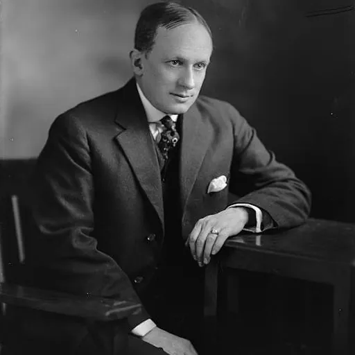 Portrait of Warren I. Lee
