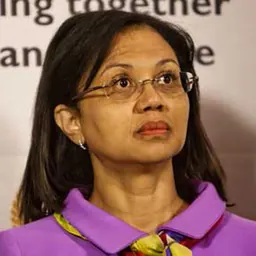 Portrait of Tina Joemat-Peterson