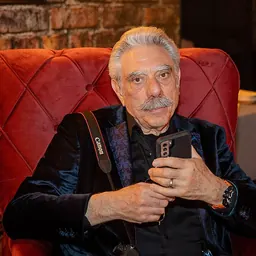 Portrait of Allan Tannenbaum