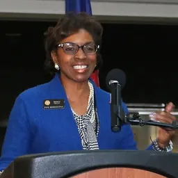 Portrait of Rhonda Fields