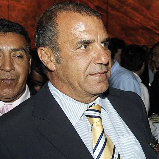 Portrait of Checho Hirane