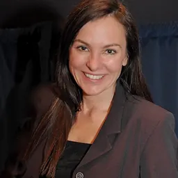 Portrait of Gina Smith