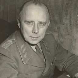 Portrait of Ivar Gewert