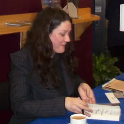 Portrait of Helen Macdonald