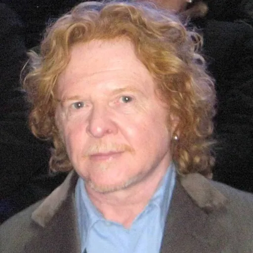 Portrait of Mick Hucknall