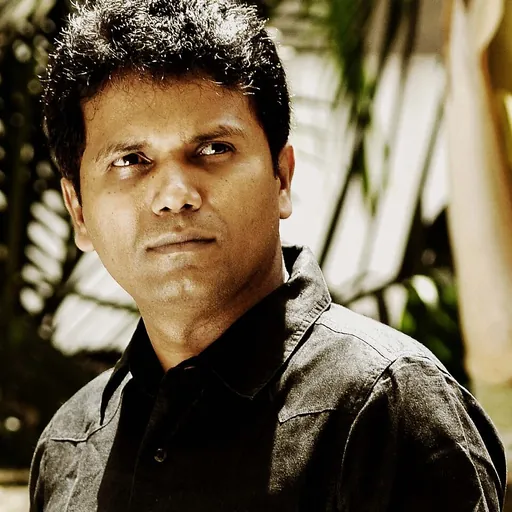 Portrait of Susi Ganeshan