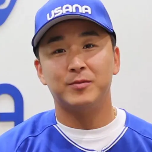 Portrait of Jung Woo-ram