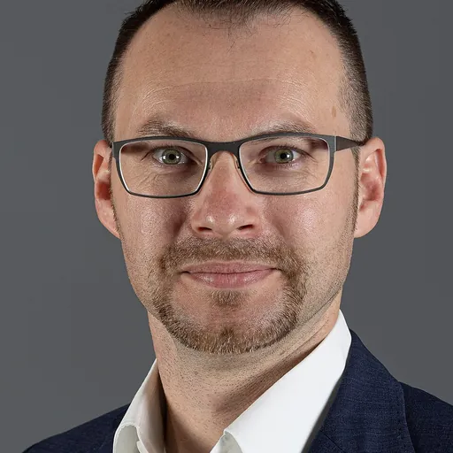 Portrait of Tobias Heller