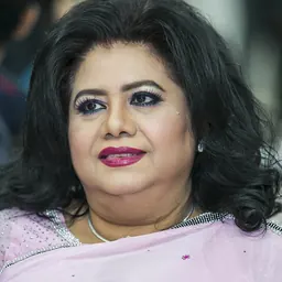 Portrait of Runa Laila