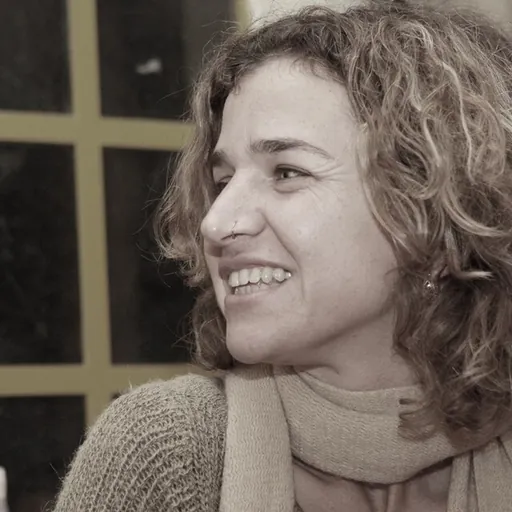 Portrait of Alma Zohar
