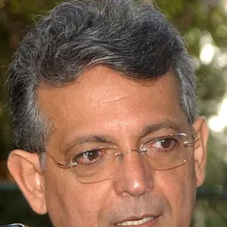 Portrait of Pauderney Avelino