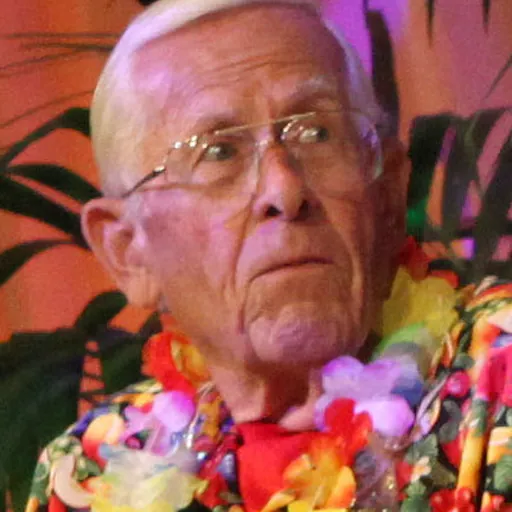 Portrait of Bob Gurr